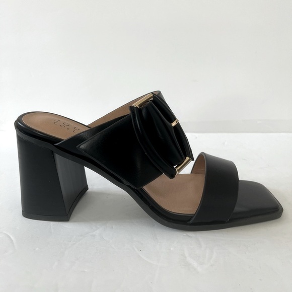 Journee Collection Women’s Junie Black Block Heel Sandals Shoes Size 8 NIB - Picture 6 of 11